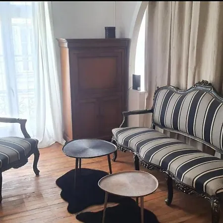 Le 888 Demeures Grand T2 De Charme Dans Centre Apartment Saumur