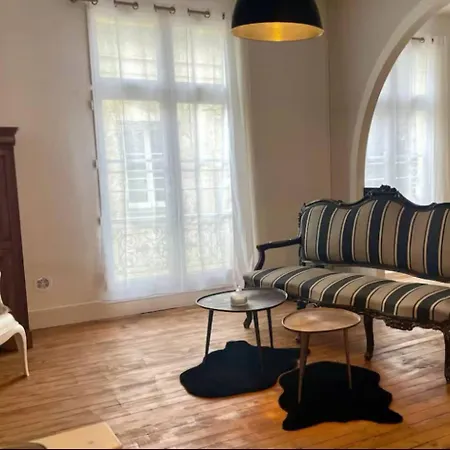 Le 888 Demeures Grand T2 De Charme Dans Centre *